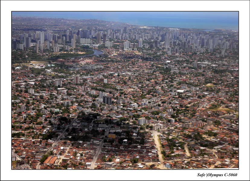 2005   11   Recife    la ville 06.JPG